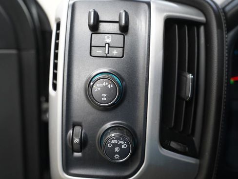 Used 2018 GMC Sierra 1500 SLT image 24