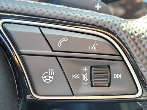 Used 2022 Audi S5 Premium image 25