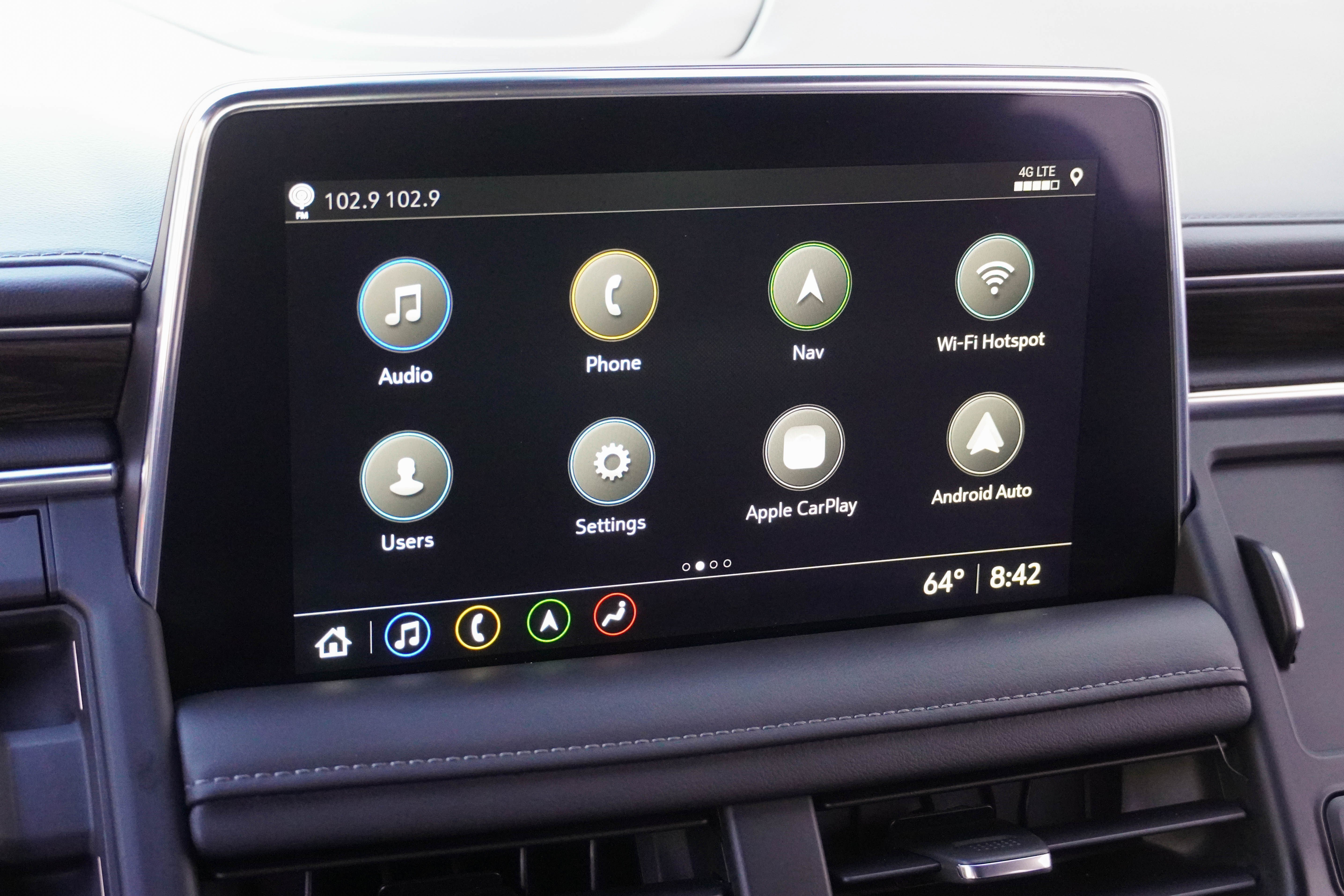 Used 2021 Chevrolet Tahoe Z71 w/ Rear Media and Nav Package AWD/4WD image 26