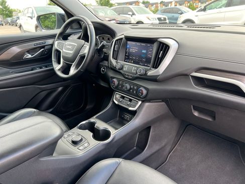 Used 2023 GMC Terrain SLT w/ Elevation Edition AWD/4WD image 16