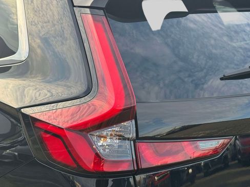 Used 2025 Honda CR-V Sport-L image 10