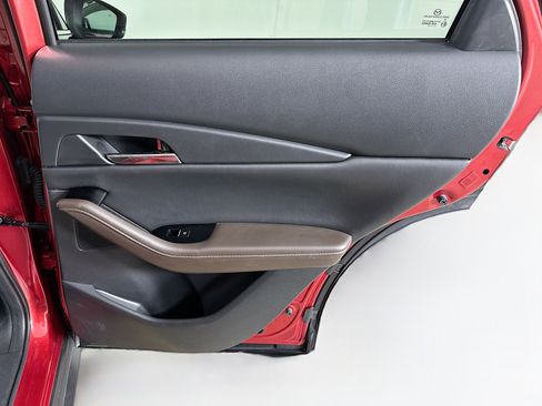 Used 2023 MAZDA CX-30 AWD 2.5 S w/ Premium Package image 31