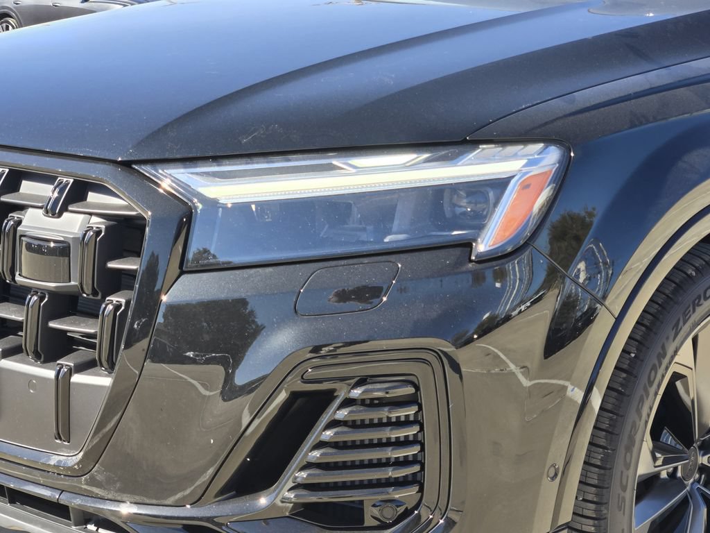 Used 2026 Audi Q7 3.0T Premium Plus AWD/4WD image 12