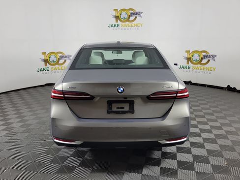 Used 2026 BMW 540i xDrive w/ Premium Package AWD/4WD image 3