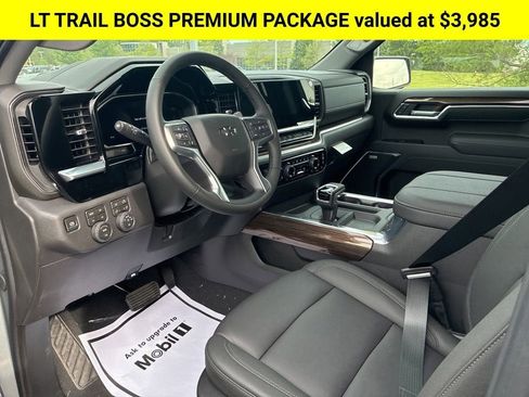 New 2026 Chevrolet Silverado 1500 LT Trail Boss w/ LT Trail Boss Premium Package AWD/4WD image 2