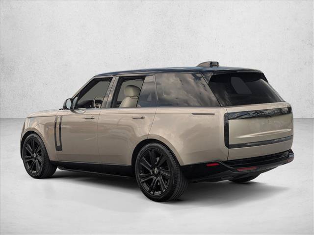 Used 2023 Land Rover Range Rover SE AWD/4WD image 8