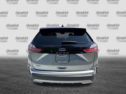 Used 2024 Ford Edge SEL w/ Convenience Package AWD/4WD image 9
