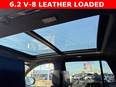 Used 2022 GMC Yukon Denali w/ Denali Ultimate Package image 14