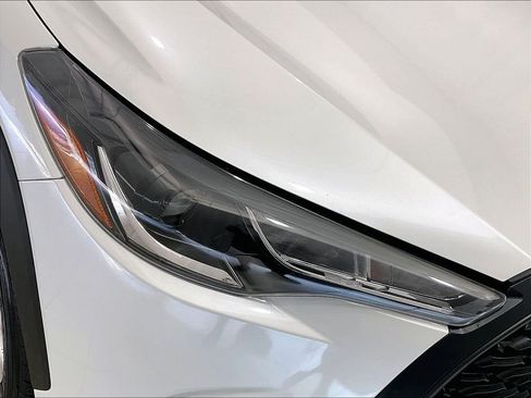 Used 2023 Toyota Corolla Cross LE w/ Moonroof Package AWD/4WD image 33
