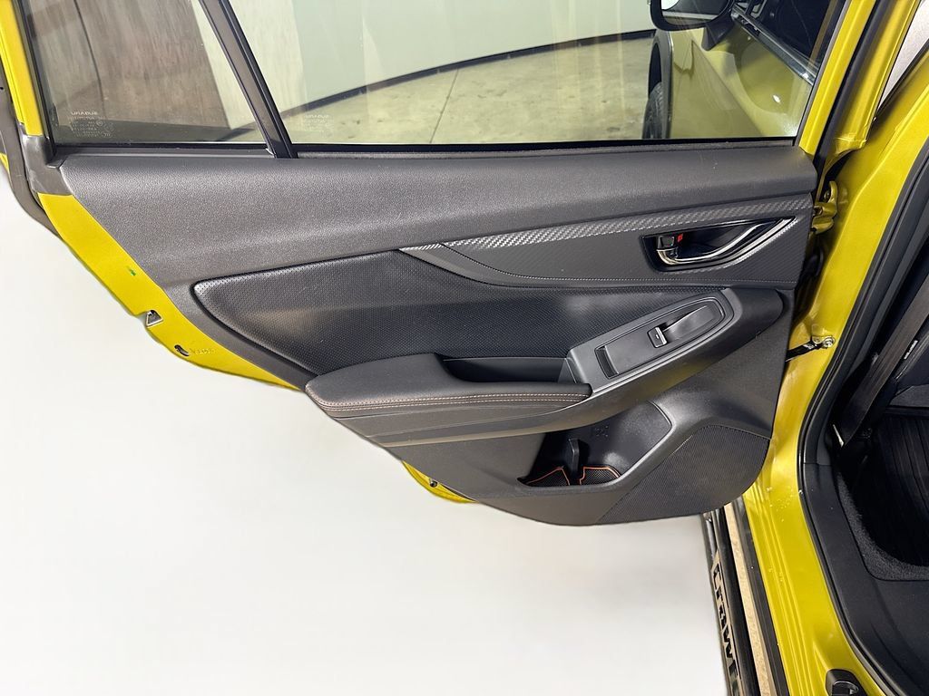 Used 2021 Subaru Crosstrek 2.5i Limited w/ Moonroof Package 2 AWD/4WD image 22