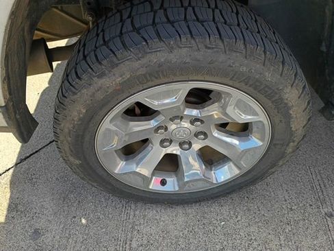 Used 2019 RAM 1500 Big Horn image 12