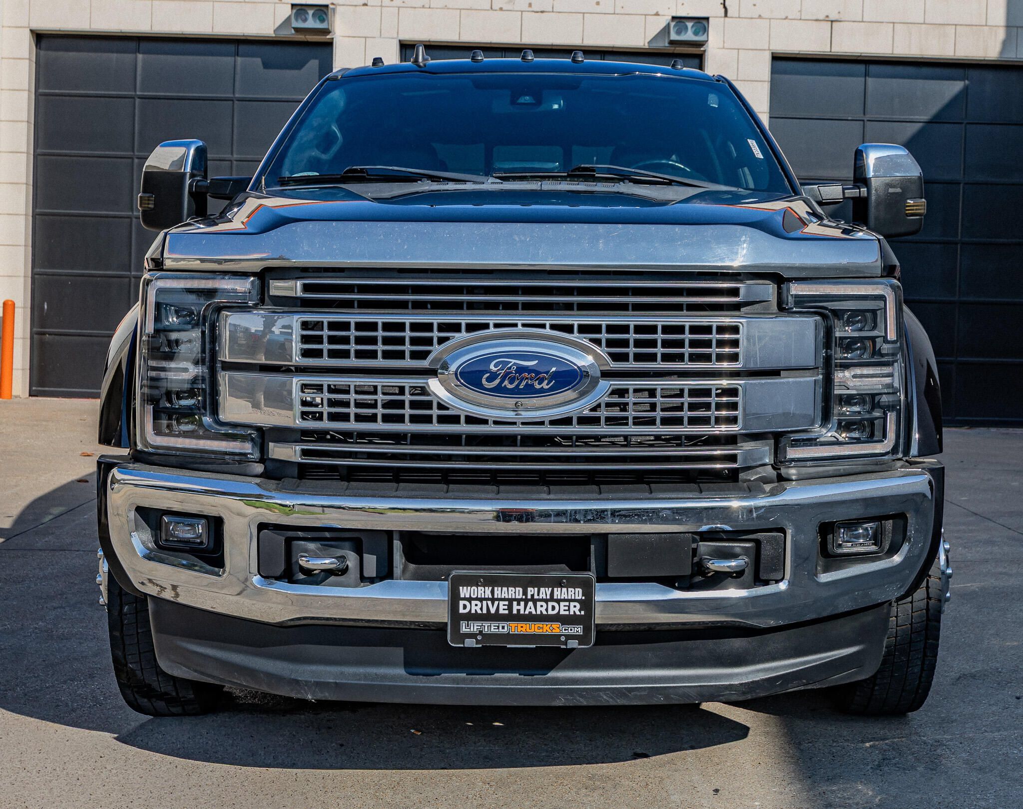 Used 2019 Ford F450 Platinum w/ Platinum Ultimate Package AWD/4WD image 44