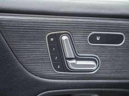 Certified 2023 Mercedes-Benz GLB 250 4MATIC image 35