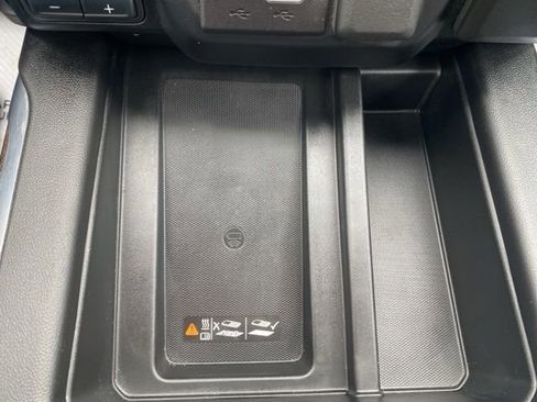 Used 2023 GMC Sierra 2500 Denali image 16