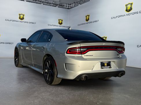 Used 2021 Dodge Charger R/T w/ Blacktop Package image 3