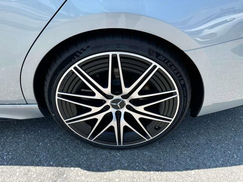 Used 2024 Mercedes-Benz C 43 AMG 4MATIC Sedan image 3