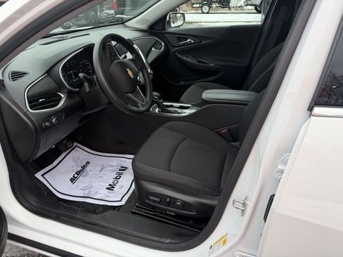 Certified 2024 Chevrolet Malibu LT image 8