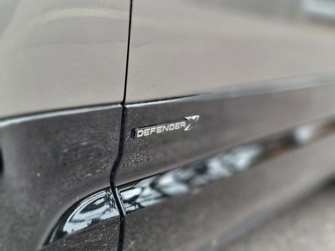 Used 2024 Land Rover Defender 130 X image 42