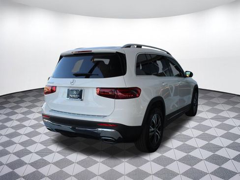 Used 2026 Mercedes-Benz GLB 250 image 9