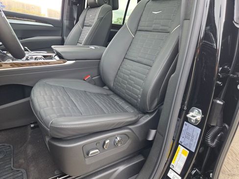 New 2026 Cadillac Escalade Platinum Sport AWD/4WD image 29