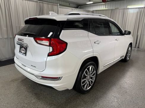 Used 2023 GMC Terrain Denali w/ LPO, Floor Liner Package AWD/4WD image 4