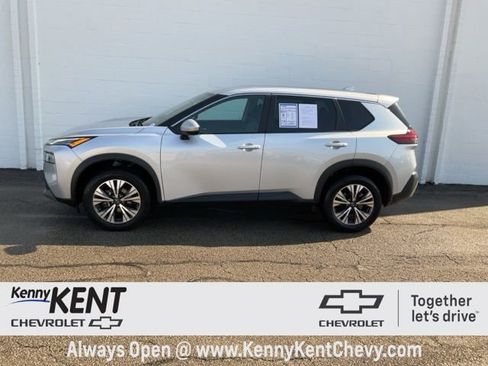 Used 2023 Nissan Rogue SV image 28