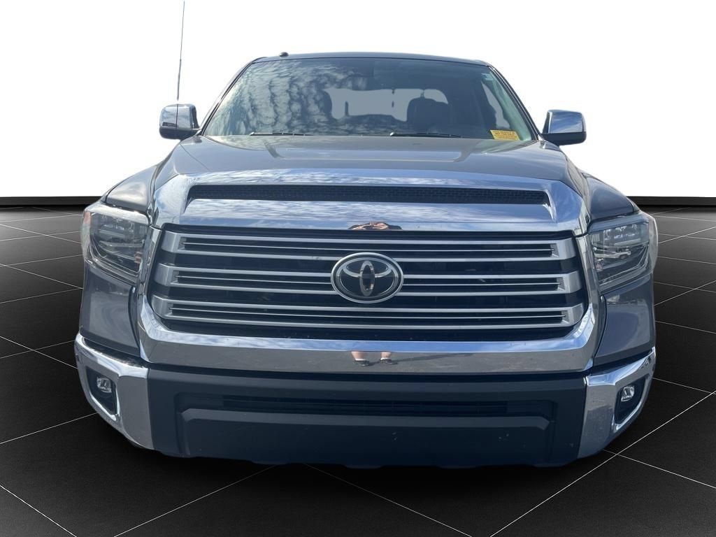 Used 2018 Toyota Tundra Limited w/ Limited Premium Package AWD/4WD image 8