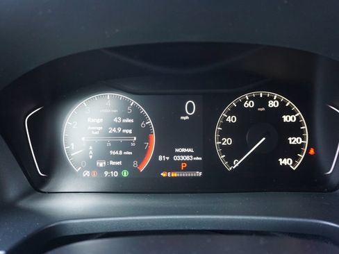 Used 2023 Honda Pilot EX-L image 7