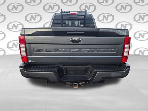Used 2022 Ford F250 XLT w/ Black Appearance Package AWD/4WD image 13