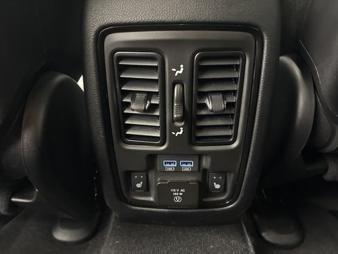 Certified 2025 Dodge Durango GT AWD/4WD image 15