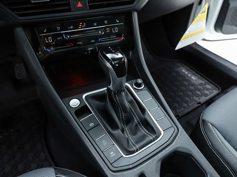 New 2026 Volkswagen Jetta SEL FWD image 24