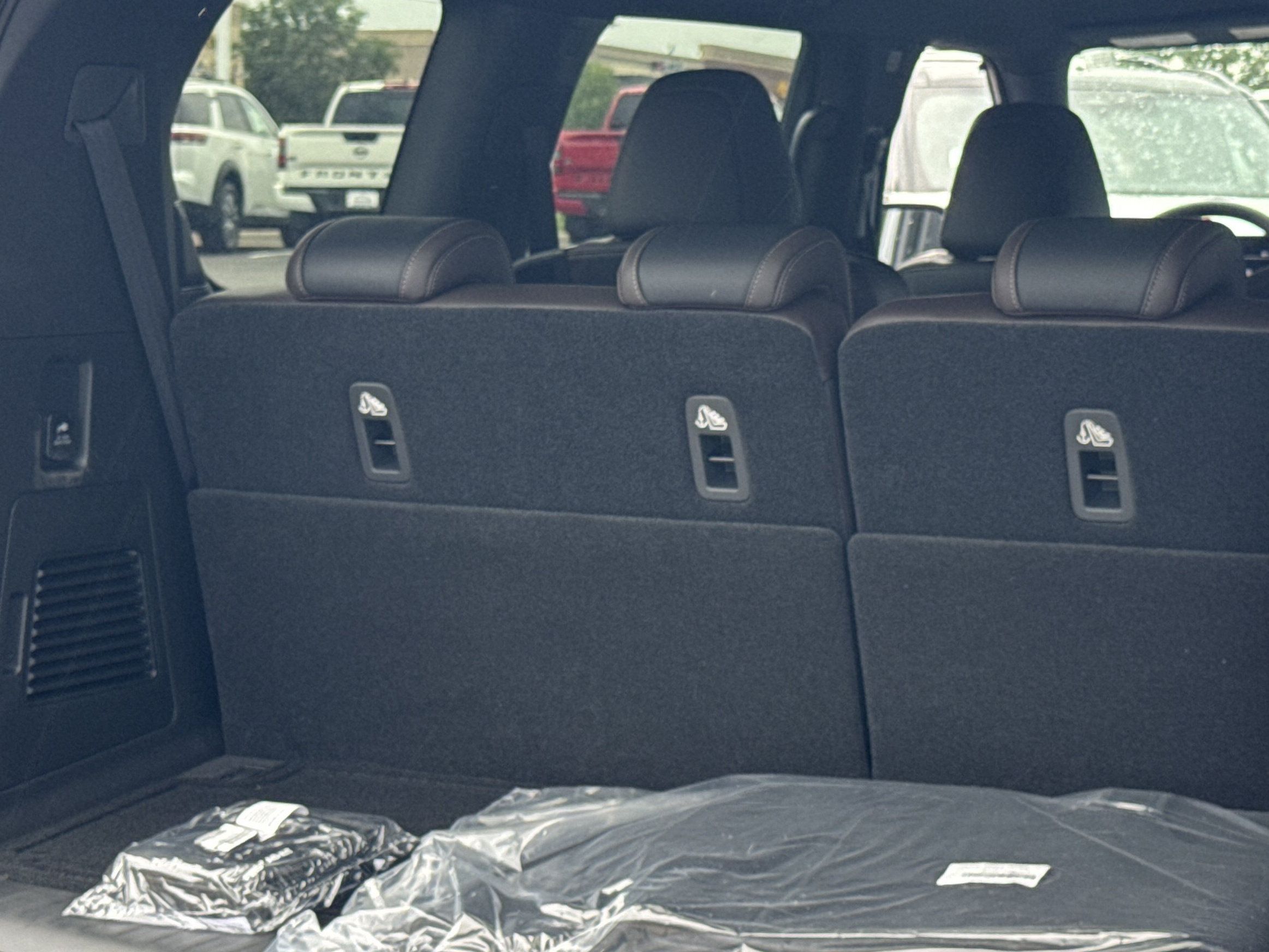 New 2026 Nissan Armada SL w/ Captain's Chari Seat Package AWD/4WD image 21