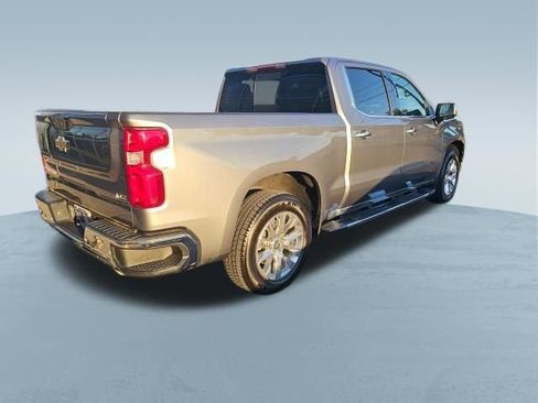 Used 2021 Chevrolet Silverado 1500 LTZ w/ LTZ Premium Package AWD/4WD image 10