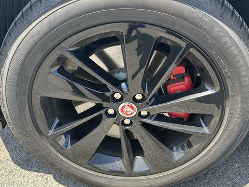 Used 2021 Jaguar F-PACE S AWD/4WD image 12