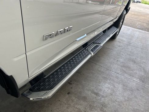Used 2025 RAM 2500 Big Horn AWD/4WD image 17