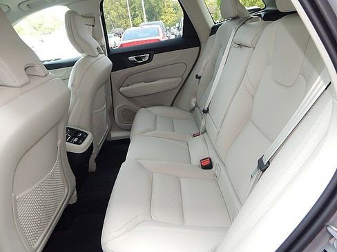 New 2026 Volvo XC60 B5 Ultra w/ Protection Package Premier image 13