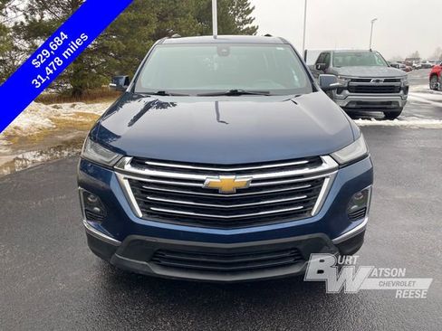 Used 2023 Chevrolet Traverse LT image 10