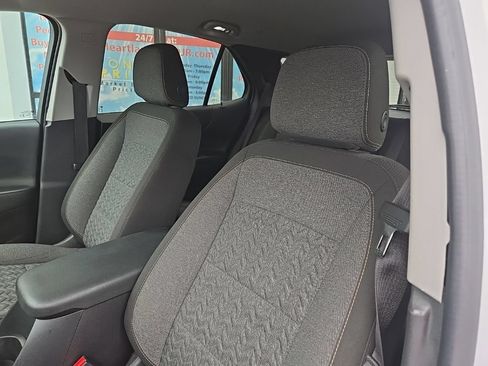 Used 2024 Chevrolet Equinox LT AWD/4WD image 35