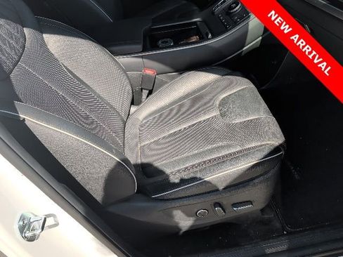 Used 2023 Hyundai Palisade Limited image 10