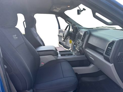 Used 2018 Ford F150 XLT w/ Equipment Group 302A Luxury AWD/4WD image 15