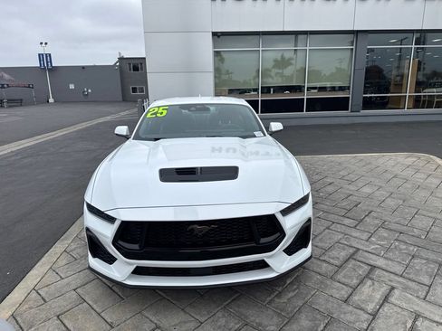 Used 2025 Ford Mustang GT Premium RWD image 25