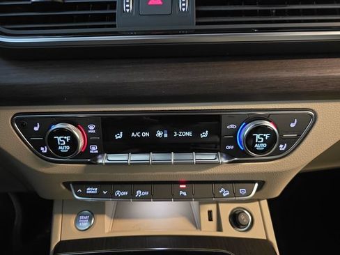 Used 2023 Audi Q5 2.0T Premium Plus w/ Premium Plus Package AWD/4WD image 26