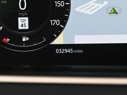 Used 2020 Land Rover Range Rover Evoque SE AWD/4WD image 18