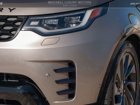 Used 2023 Land Rover Discovery S R-Dynamic image 54