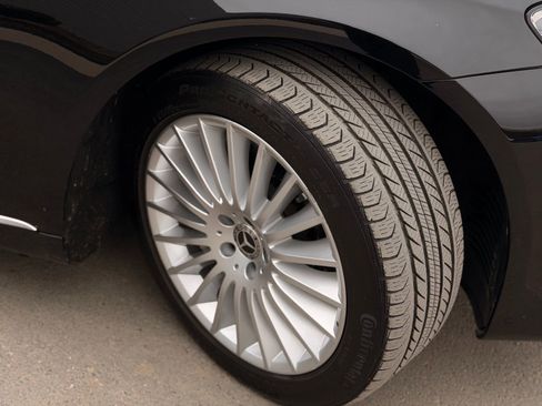 Used 2020 Mercedes-Benz S 560 4MATIC Sedan image 8