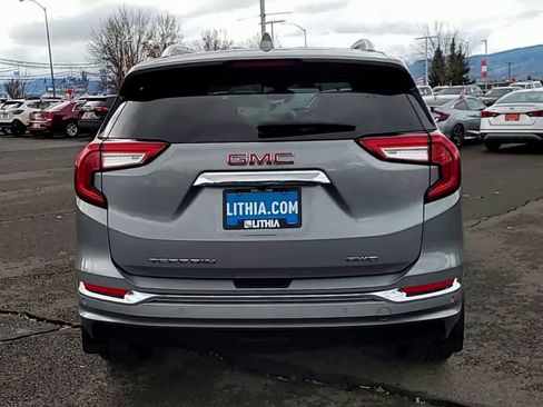 Used 2023 GMC Terrain Denali w/ Denali Premium Package image 7