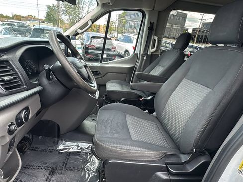 Used 2022 Ford Transit 350 XLT RWD image 10