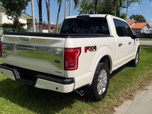 Used 2015 Ford F150 Platinum w/ Equipment Group 701A Luxury AWD/4WD image 4