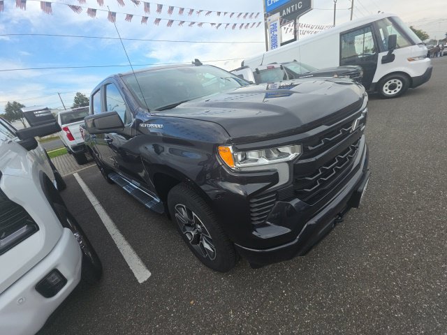 Used 2023 Chevrolet Silverado 1500 RST AWD/4WD image 1