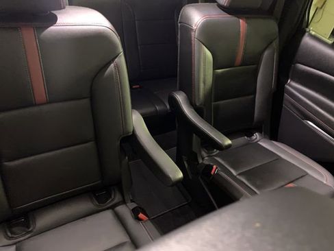 Certified 2024 Chevrolet Traverse RS image 28